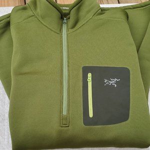 Men's L Arc'teryx 1/2 Zip Pullover (Updated Photo to reflect real color)